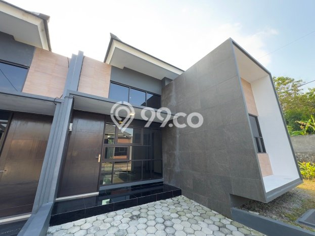 Dijual Rumah 3 Kamar Lokasi Strategis Nyaman dan Strategis di Semarang Barat Dijual Rumah 3 Kamar Lokasi Strategis Nyaman dan Strategis di Semarang Barat