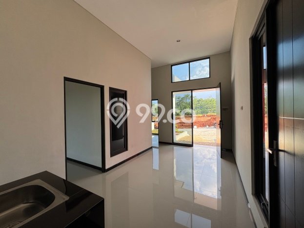 Jual Rumah Strategis Bagus Punya 3 KT di Semarang Barat Semarang SHM Jual Rumah Strategis Bagus Punya 3 KT di Semarang Barat Semarang SHM