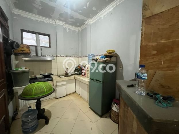 Rumah Luas Asri 4 KT Siap Pakai di Kerobokan Badung Rumah Luas Asri 4 KT Siap Pakai di Kerobokan Badung