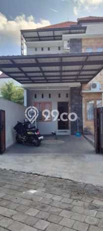 Rumah Disewakan Denpasar LT 129m2 LB 95m2 Area Renon Rumah Disewakan Denpasar LT 129m2 LB 95m2 Area Renon