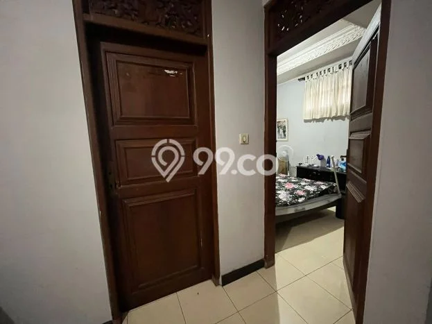 Rumah Luas Asri 4 KT Siap Pakai di Kerobokan Badung Rumah Luas Asri 4 KT Siap Pakai di Kerobokan Badung