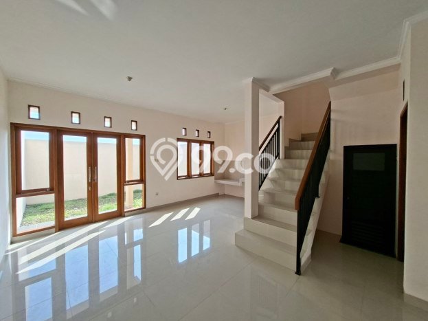 Dijual Rumah Eksklusif 3 KT di Buah Batu, Bandung Dijual Rumah Eksklusif 3 KT di Buah Batu, Bandung