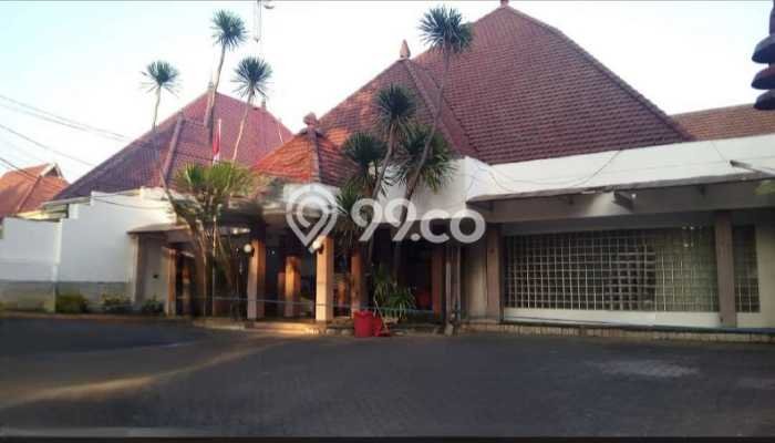 Rumah Siap Huni lokasi Raya Darmo, Surabaya, Luas 863m2m² LB 650m2m² Rumah Siap Huni lokasi Raya Darmo, Surabaya, Luas 863m2m² LB 650m2m²