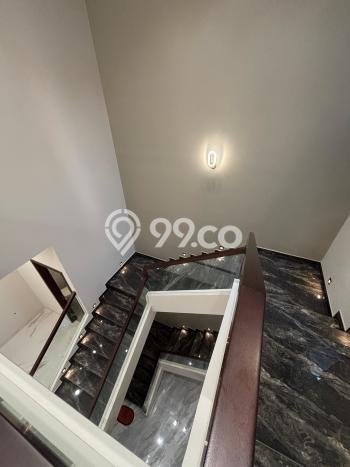 Ready to Use! Luxury House LT 264m2 Desain Elegan di Citraland Ready to Use! Luxury House LT 264m2 Desain Elegan di Citraland