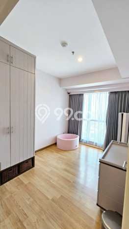 Hunian Apartemen Eksklusif untuk Dijual di Surabaya dengan 3 BR & 3 Kamar Mandi Hunian Apartemen Eksklusif untuk Dijual di Surabaya dengan 3 BR & 3 Kamar Mandi