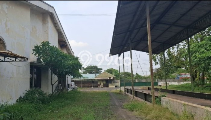 FOR SALE! Gudang di Driyorejo Gresik, LT 48000m2, LB 20000m2 FOR SALE! Gudang di Driyorejo Gresik, LT 48000m2, LB 20000m2
