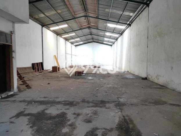 Gudang Dijual di Prime Area Surabaya Luas 460m2 Gudang Dijual di Prime Area Surabaya Luas 460m2