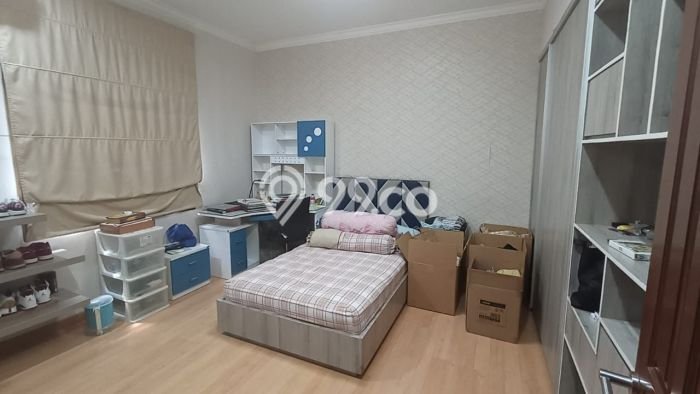 Rumah Mewah Dijual LT 276m2 di Dukuh Pakis, Surabaya Rumah Mewah Dijual LT 276m2 di Dukuh Pakis, Surabaya