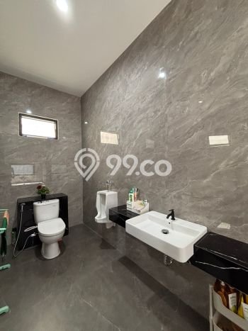 Rumah Luxury Modern Tanpa Renovasi di Citraland Surabaya Rumah Luxury Modern Tanpa Renovasi di Citraland Surabaya