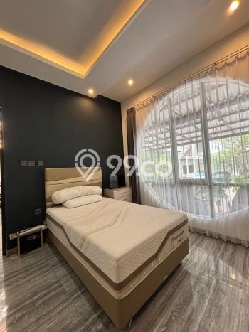 Rumah Luxury Modern Tanpa Renovasi di Citraland Surabaya Rumah Luxury Modern Tanpa Renovasi di Citraland Surabaya
