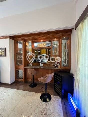 Hunian Minimalis dengan LT 1800m2 & LB 800m2 Disewakan di Surabaya Kota Hunian Minimalis dengan LT 1800m2 & LB 800m2 Disewakan di Surabaya Kota