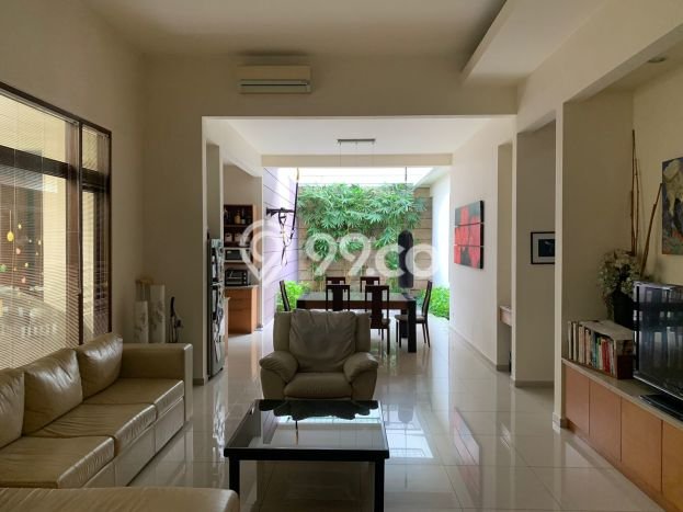 Dijual Rumah Premium dengan Fasilitas Sekitar Lengkap di Sambikerep, Surabaya Dijual Rumah Premium dengan Fasilitas Sekitar Lengkap di Sambikerep, Surabaya
