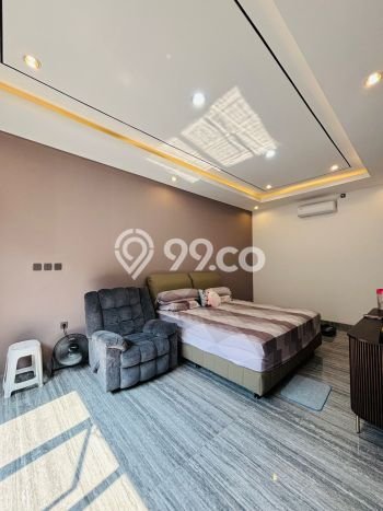 Rumah Luxury Modern Tanpa Renovasi di Citraland Surabaya Rumah Luxury Modern Tanpa Renovasi di Citraland Surabaya