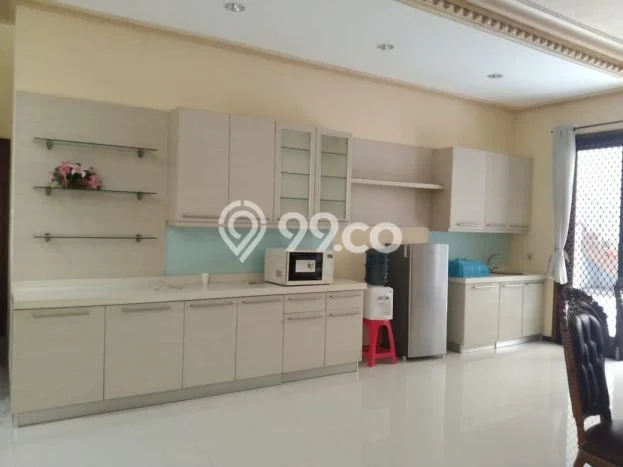 Dijual Rumah Premium dengan Fasilitas Sekitar Komplit di Wiyung, Surabaya Dijual Rumah Premium dengan Fasilitas Sekitar Komplit di Wiyung, Surabaya