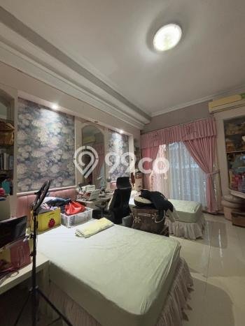 Hunian Mewah LB 600m2 Siap Huni Desain Elegan di Sukomanunggal, Surabaya Hunian Mewah LB 600m2 Siap Huni Desain Elegan di Sukomanunggal, Surabaya