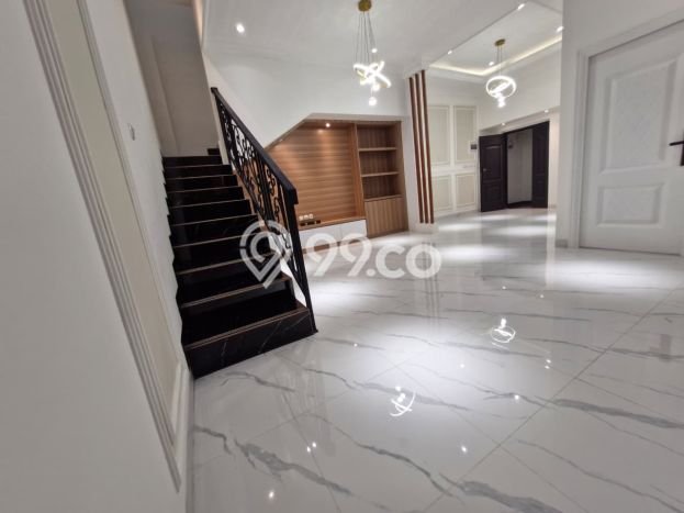 For Sale Rumah Elit Exclusive di Joglo, Jakarta Barat For Sale Rumah Elit Exclusive di Joglo, Jakarta Barat
