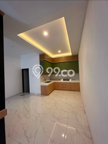 Dijual Rumah Mewah Elegan Dengan View Cantik di Taman Kopo Indah, Bandung Dijual Rumah Mewah Elegan Dengan View Cantik di Taman Kopo Indah, Bandung