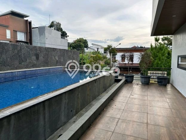 Ready to Use! Premium House LT 430m2 Desain Elegan di Ciwaruga Ready to Use! Premium House LT 430m2 Desain Elegan di Ciwaruga