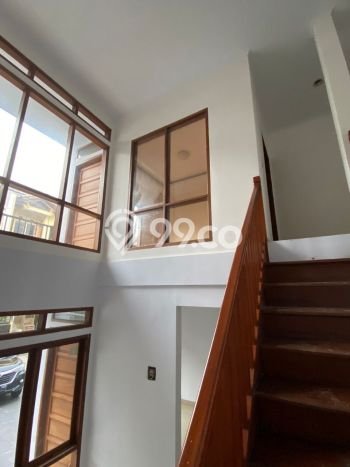 Rumah sewa siap pakai 3 Kamar Tidur di Setra Duta, Bandung Rumah sewa siap pakai 3 Kamar Tidur di Setra Duta, Bandung