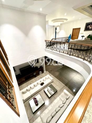 Hunian Mewah LB 1000m2 Siap Huni Desain Elegan di Permata Buana, Jakarta Barat Hunian Mewah LB 1000m2 Siap Huni Desain Elegan di Permata Buana, Jakarta Barat