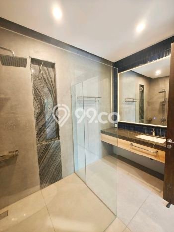 Rumah Elit LB 700m2 Siap Huni Desain Elegan di Alam Sutera, Tangerang Rumah Elit LB 700m2 Siap Huni Desain Elegan di Alam Sutera, Tangerang
