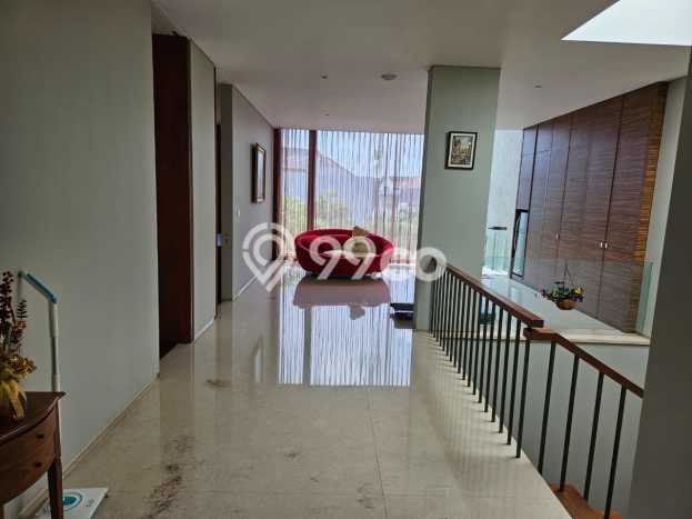 Dijual Rumah Luas Megah Dengan View Cantik di Puri Indah, Jakarta Barat Dijual Rumah Luas Megah Dengan View Cantik di Puri Indah, Jakarta Barat