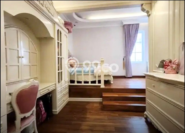 Siap Huni Rumah Mewah 6 Kamar di BSD Dekat ke Mana Pun Siap Huni Rumah Mewah 6 Kamar di BSD Dekat ke Mana Pun