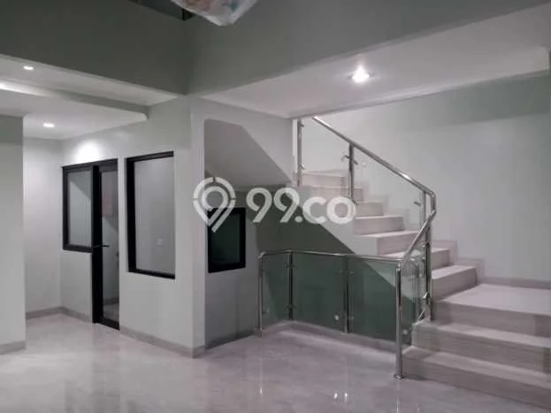 Hunian Elit LB 320m2 Siap Huni Desain Elegan di Puri Indah, Jakarta Barat Hunian Elit LB 320m2 Siap Huni Desain Elegan di Puri Indah, Jakarta Barat
