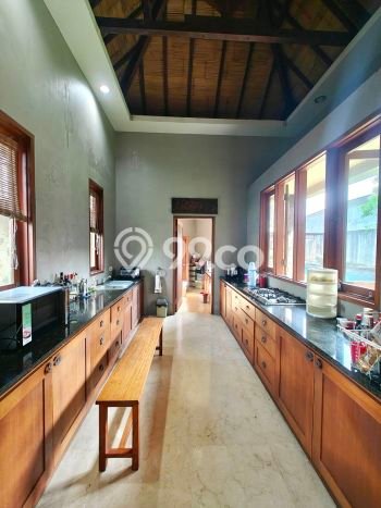 Dijual Rumah Premium dengan Fasilitas Sekitar Lengkap di BSD, Tangerang Selatan Dijual Rumah Premium dengan Fasilitas Sekitar Lengkap di BSD, Tangerang Selatan