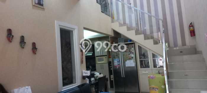 Hunian Elit LB 375m2 Siap Huni Desain Elegan di Pondok Kelapa, Jakarta Timur Hunian Elit LB 375m2 Siap Huni Desain Elegan di Pondok Kelapa, Jakarta Timur