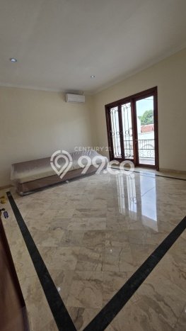 Dijual Rumah Luas Elegan Dengan View Eksklusif di Sektor 3 - Bintaro, Tangerang Selatan Dijual Rumah Luas Elegan Dengan View Eksklusif di Sektor 3 - Bintaro, Tangerang Selatan