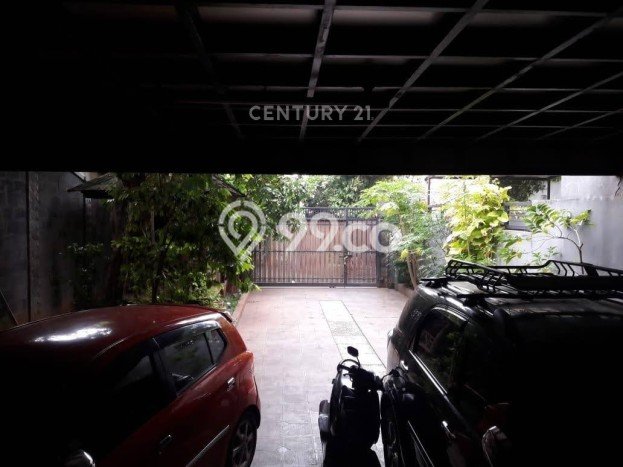 Siap Huni Rumah Mewah 4 Kamar di Ciputat Dekat ke Mana Pun Siap Huni Rumah Mewah 4 Kamar di Ciputat Dekat ke Mana Pun