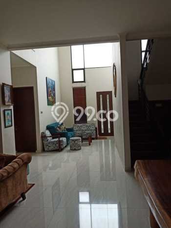 Hunian Mewah LB 350m2 Siap Pakai Desain Elegan di Veteran, Jakarta Selatan Hunian Mewah LB 350m2 Siap Pakai Desain Elegan di Veteran, Jakarta Selatan