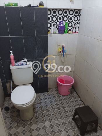 Dijual Rumah 4 Kamar Lokasi Strategis Nyaman dan Strategis di Serpong Dijual Rumah 4 Kamar Lokasi Strategis Nyaman dan Strategis di Serpong