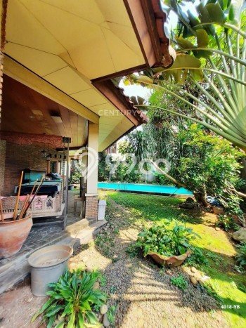 Rumah Elit Modern Tanpa Renovasi di Pondok Indah Jakarta Selatan Rumah Elit Modern Tanpa Renovasi di Pondok Indah Jakarta Selatan