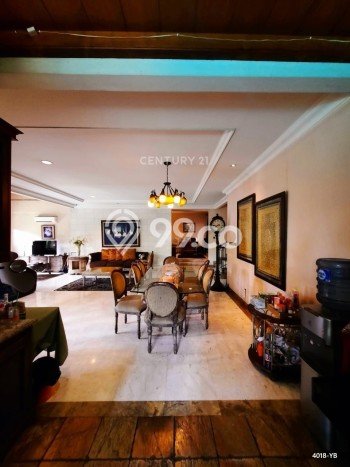 Rumah Elit Modern Tanpa Renovasi di Pondok Indah Jakarta Selatan Rumah Elit Modern Tanpa Renovasi di Pondok Indah Jakarta Selatan