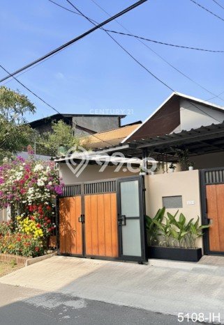 Dijual Rumah 3 Kamar Lokasi Ideal Nyaman dan Strategis di Pesanggrahan Dijual Rumah 3 Kamar Lokasi Ideal Nyaman dan Strategis di Pesanggrahan