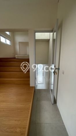 Rumah Modern Minimalis 2 Kamar Siap Huni di BSD Rumah Modern Minimalis 2 Kamar Siap Huni di BSD