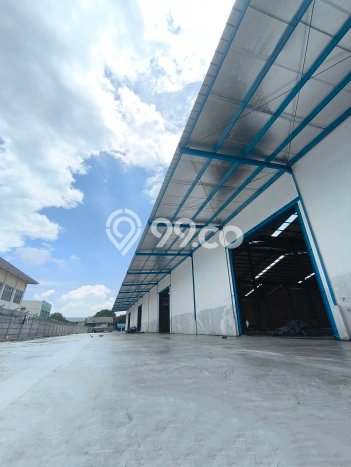 Unit Gudang Tersedia di Kapuk Spesifikasi LB 3500m2 Unit Gudang Tersedia di Kapuk Spesifikasi LB 3500m2