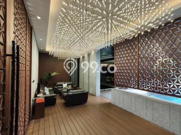 Hunian Mewah LB 1300m2 Siap Pakai Desain Elegan di Pantai Indah Kapuk, Jakarta Utara Hunian Mewah LB 1300m2 Siap Pakai Desain Elegan di Pantai Indah Kapuk, Jakarta Utara