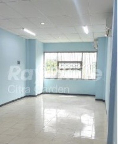 PROSPEK BAGUS! Ruko Kawasan , Luas 118m2m², Potensi Keramaian Tinggi PROSPEK BAGUS! Ruko Kawasan , Luas 118m2m², Potensi Keramaian Tinggi