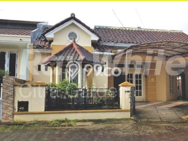 Jual Rumah Luas Elegan Dengan View Eksklusif di Pegadungan, Jakarta Barat Jual Rumah Luas Elegan Dengan View Eksklusif di Pegadungan, Jakarta Barat