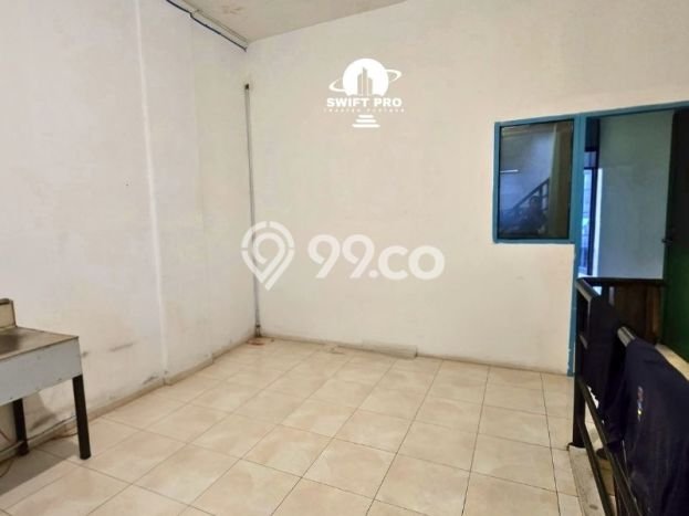 Ruko Bagus Dijual LB 166m2 Lokasi Strategis Jakarta Selatan Area Cocok untuk Berbisnis Ruko Bagus Dijual LB 166m2 Lokasi Strategis Jakarta Selatan Area Cocok untuk Berbisnis