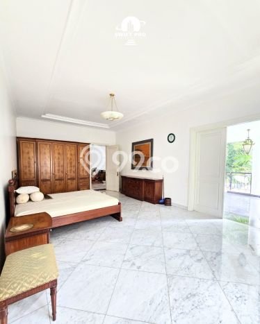 Hot Offer Hunian Mewah Ideal dan Luas di Kebayoran Baru, Jakarta Selatan Hot Offer Hunian Mewah Ideal dan Luas di Kebayoran Baru, Jakarta Selatan