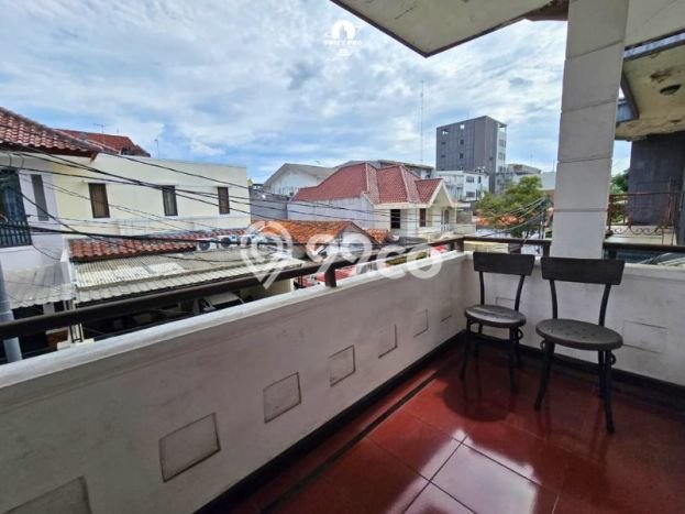 Rumah Elit Modern Siap Huni di SCBD Jakarta Selatan Rumah Elit Modern Siap Huni di SCBD Jakarta Selatan