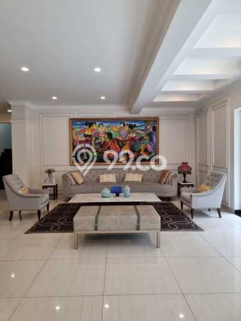 Rumah Luxury Modern Siap Huni di Kemang Jakarta Selatan Rumah Luxury Modern Siap Huni di Kemang Jakarta Selatan