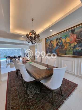 Rumah Luxury Modern Siap Huni di Kemang Jakarta Selatan Rumah Luxury Modern Siap Huni di Kemang Jakarta Selatan