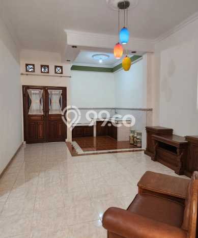 PRIME PROPERTY! Rumah area Banyumanik, 2 KM, Area Elite, LT 120m² Bangunan 120m² PRIME PROPERTY! Rumah area Banyumanik, 2 KM, Area Elite, LT 120m² Bangunan 120m²