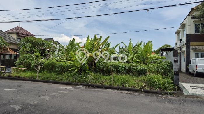 Lahan Kosong Dijual di Denpasar Utara, Denpasar, Luas 460m2 Area Strategis Lahan Kosong Dijual di Denpasar Utara, Denpasar, Luas 460m2 Area Strategis