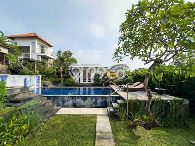Vila Terawat Kawasan , Luas 950m2m², Lokasi Premium dengan akses bagus Vila Terawat Kawasan , Luas 950m2m², Lokasi Premium dengan akses bagus